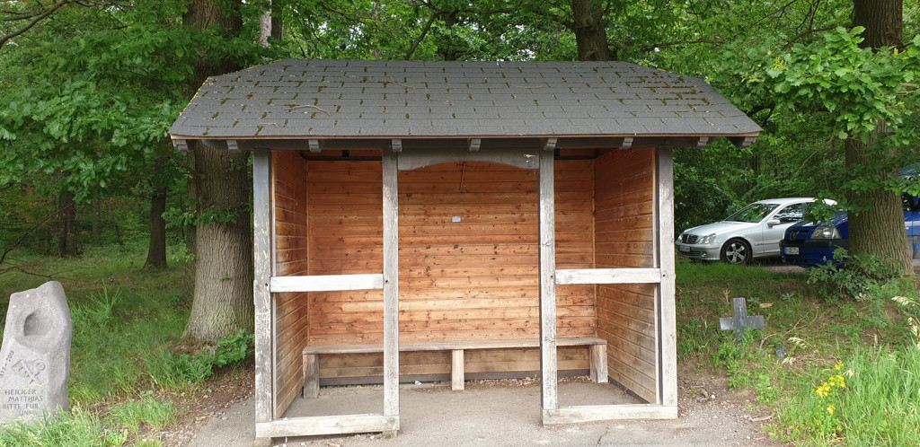 Shelter near K 34