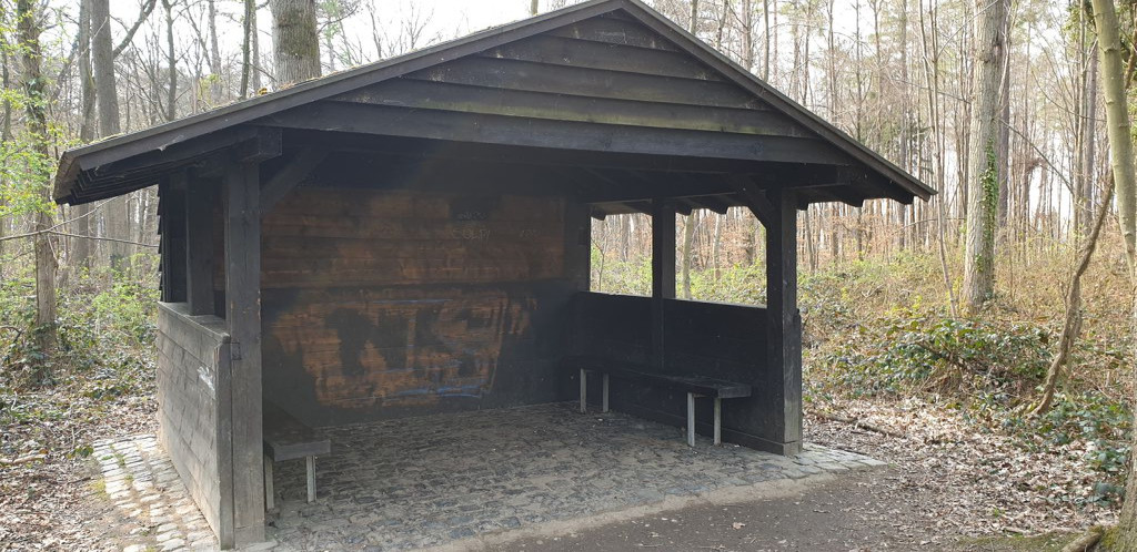 Basic shelter Kottenforst