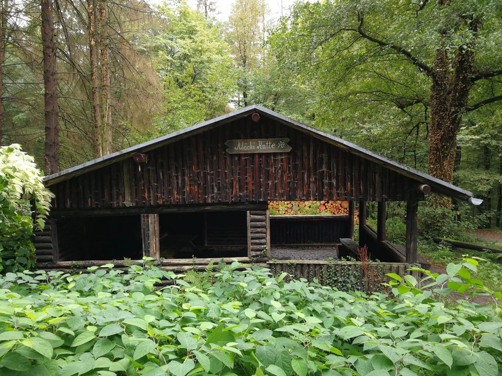Mäcki Hütte