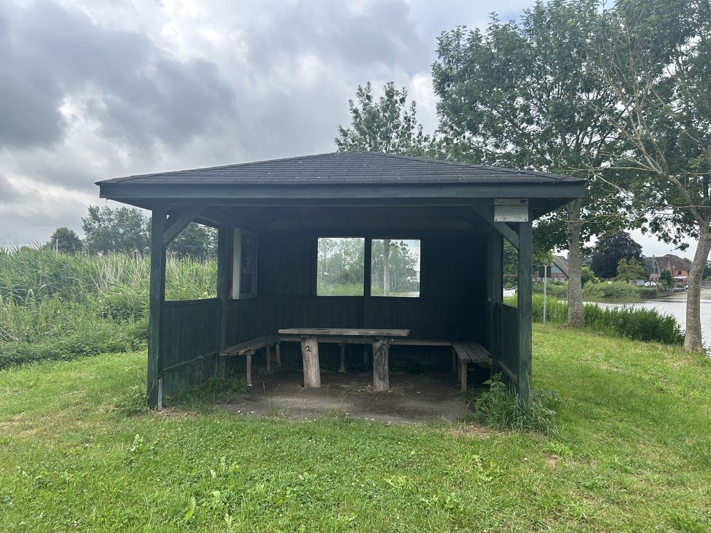 Lunch shelter near Groß Bahrenfleth