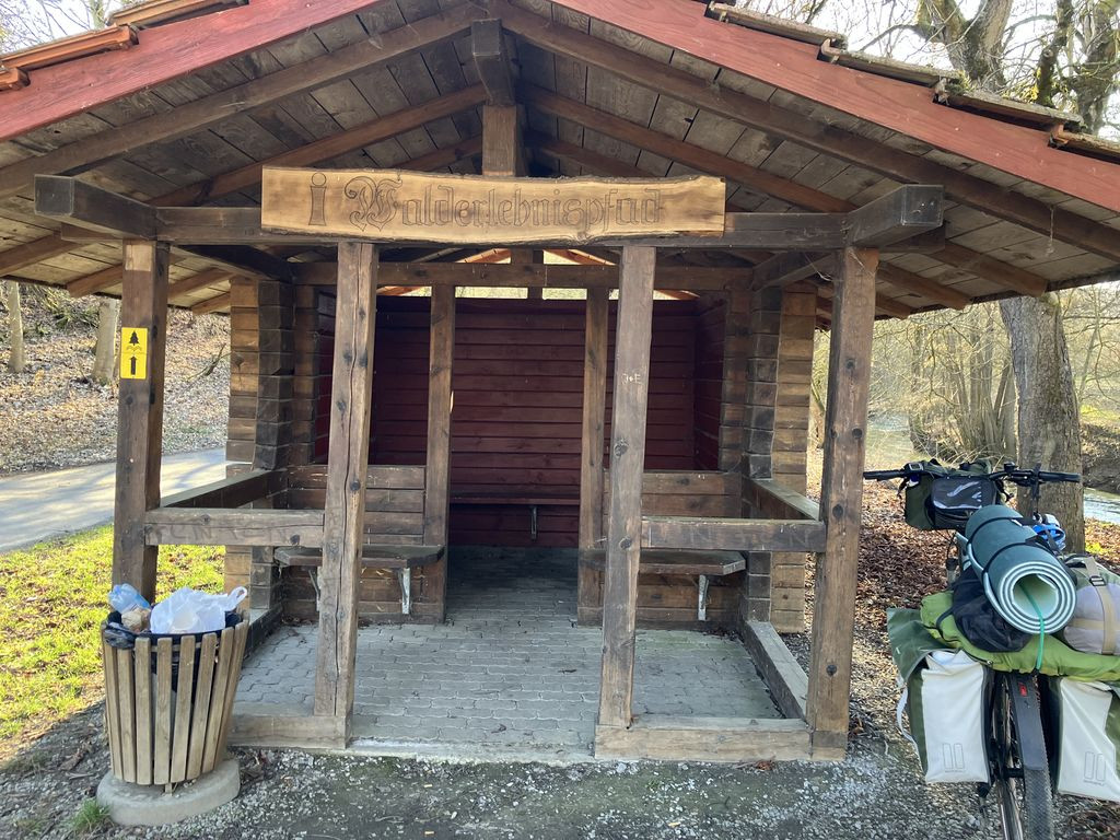 97450 - Schutzhütte