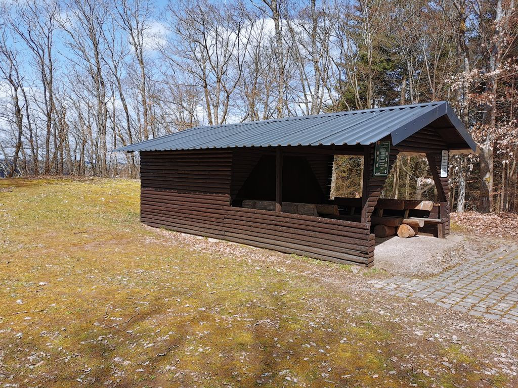 5681- Schutzhütte Dohr