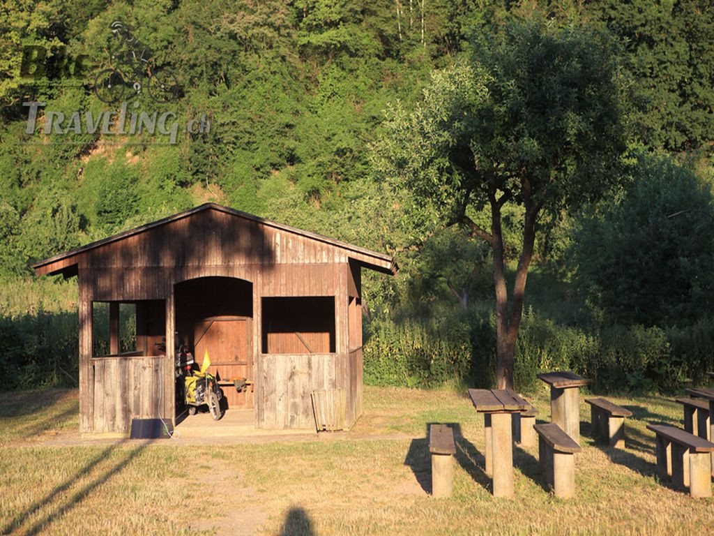 56626 - Schutzhütte