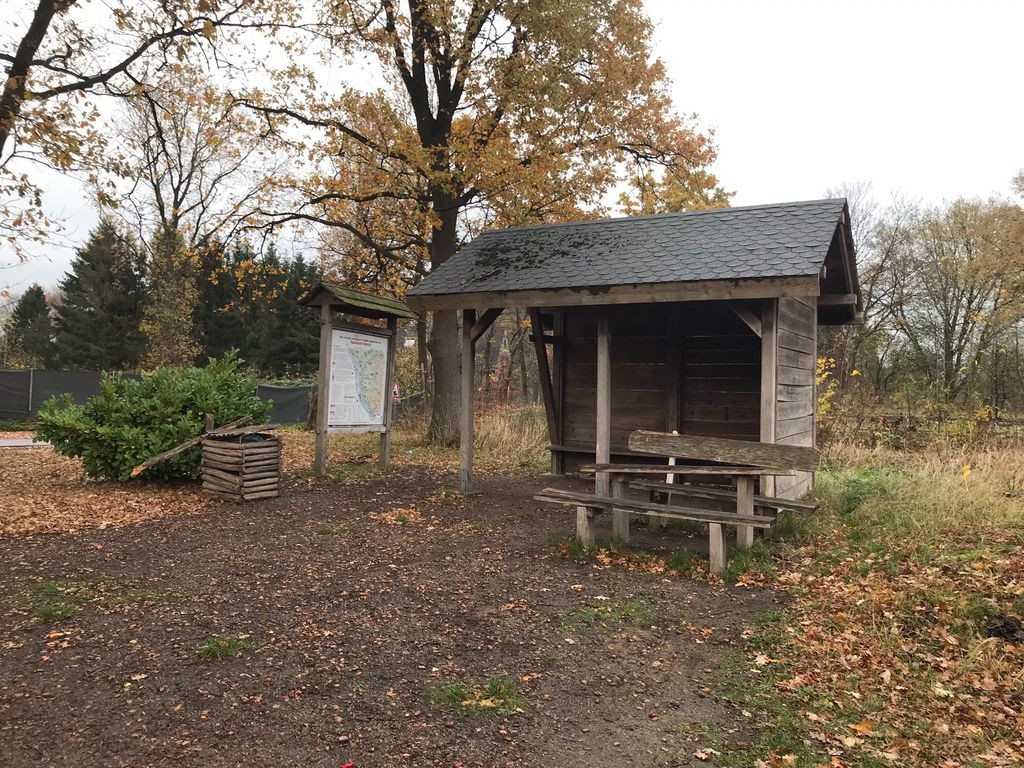 Lunch shelter near Kreuzweg
