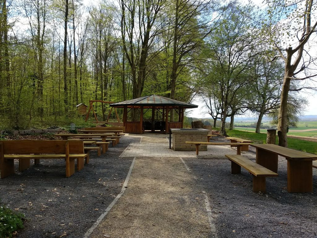 7492- Finsbacher Grillpavillon