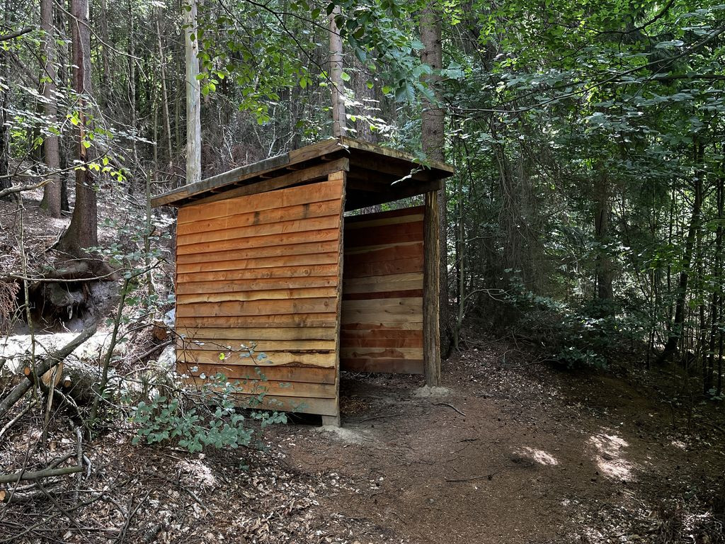 Shelter near Großenseer Straße