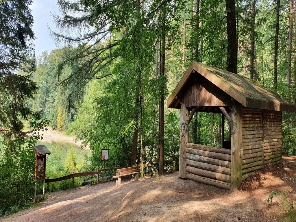 Lunch shelter near Dörpfeldstraße