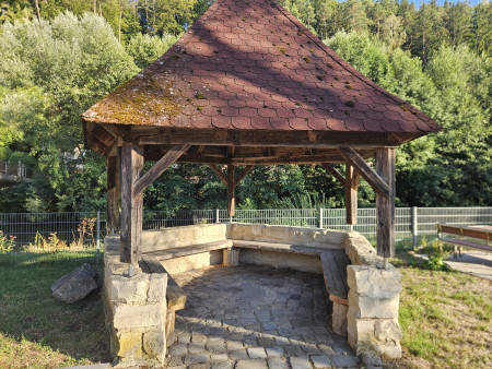 Lunch shelter near Zum Fischerberg