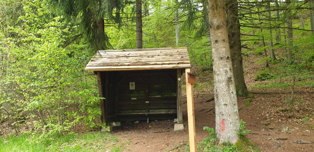 Hütte bei der Schlichemquelle