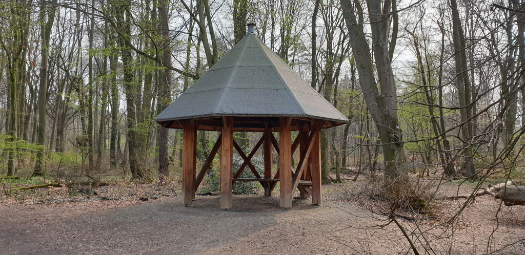 Basic shelter Kottenforst